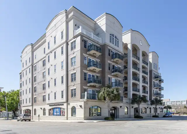 Property at 124 Walnut St #602, Wilmington, NC, 28401, 3 beds, 2.5 baths, [object Object]