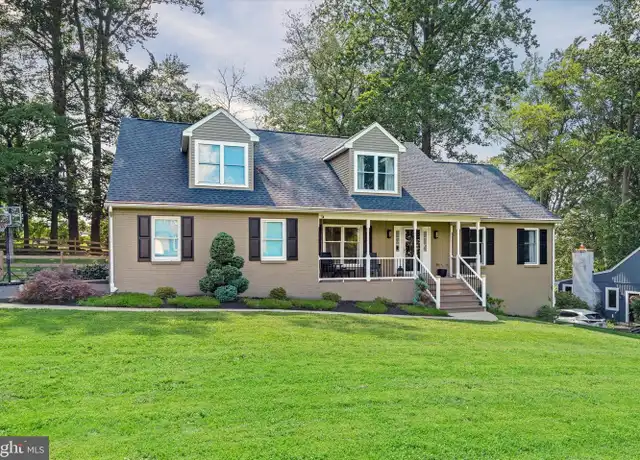 Property at 119 Carriage Dr, Hockessin, DE, 19707, 4 beds, 3.5 baths, [object Object]