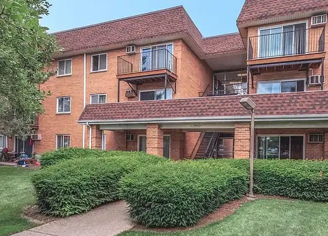 Property at The Element - 1550 Dempster St, Mount Prospect, IL, 60056, 1-3 bed, 1-2 bath, [object Object]