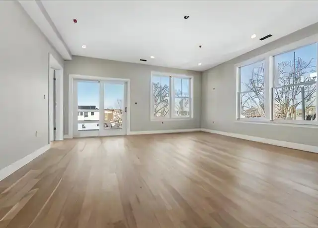 Property at 40 Waverly St Unit 1, Boston, MA, 02135, 4 beds, 3 baths, [object Object]