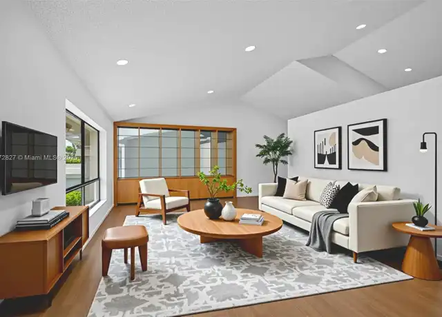 Property at 9721 Majestic Way, Boynton Beach, FL, 33437, 4 beds, 2 baths, [object Object]