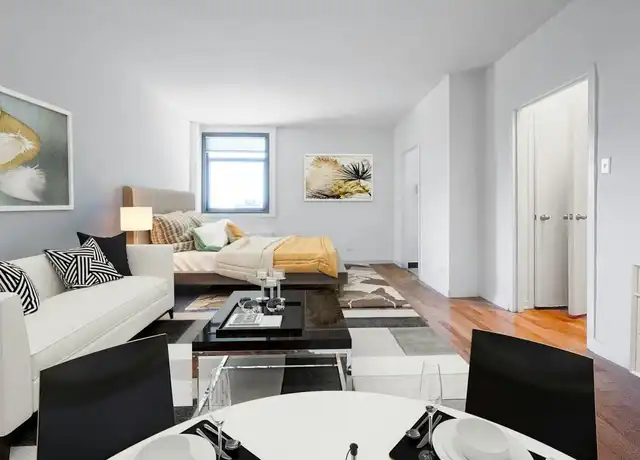 Property at 4 Park Ave Unit 20T, New York, NY, 10016, 0 beds, 1 bath, [object Object]