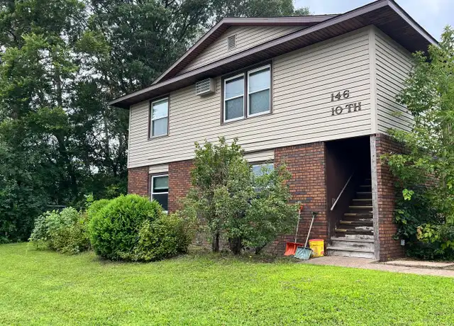 Property at 146 10th St W Apt 1, Altoona, WI, 54720, 2 beds, 1 bath, [object Object]