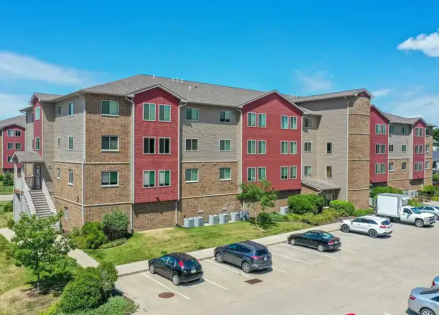Property at Villas on 4th - 301 4th Ave, Coralville, IA, 52241, 1 bed, 1 bath, [object Object]
