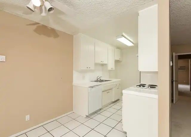 Property at Encino Arms - 5424 Newcastle Ave, Encino, CA, 91316, 1-2 bed, 1-2 bath, [object Object]