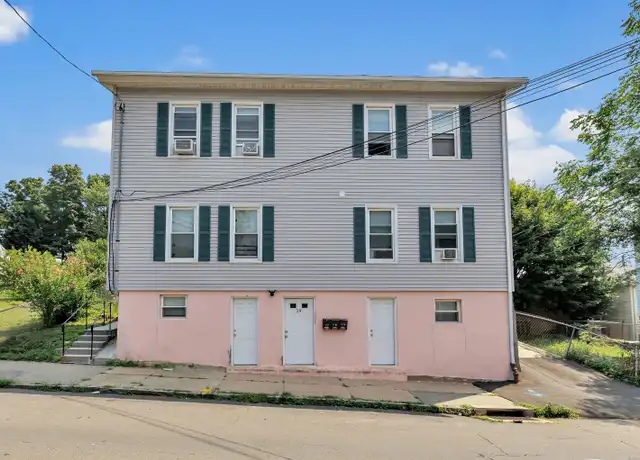 Property at 19 Hawkins St Unit 3, Derby, CT, 06418, 3 beds, 1 bath, [object Object]