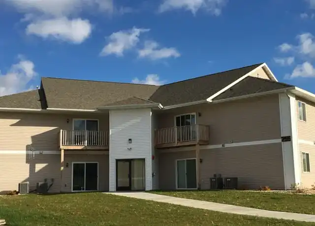 Property at 650 Northern Meadows Pkwy, Menomonie, WI, 54751, 2 beds, 1 bath, [object Object]