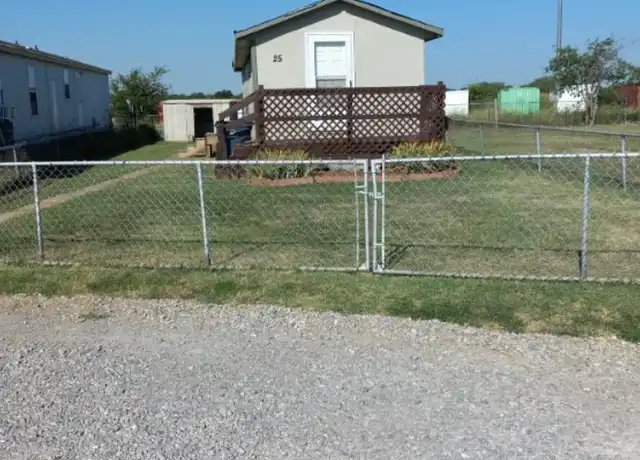 Property at 2504 SW Jefferson Ave Unit 25, Lawton, OK, 73505, 2 beds, 1 bath, [object Object]