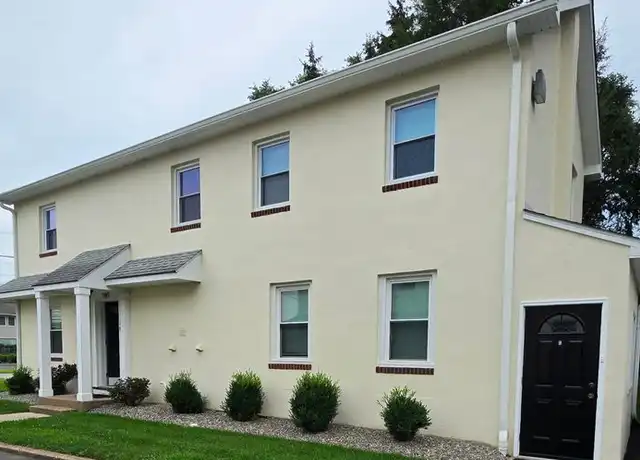 Property at 707 E Baltimore Pike Unit C, Kennett Square, PA, 19348, 2 beds, 1 bath, [object Object]