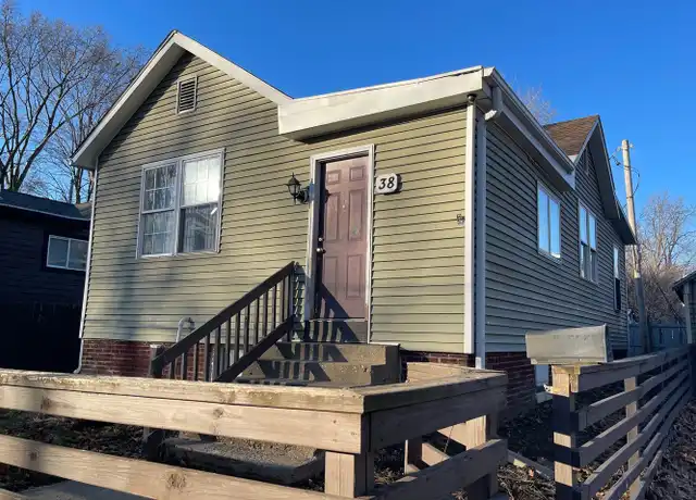 Property at 38 E Beardsley Ave, Champaign, IL, 61820, 2 beds, 1 bath, [object Object]