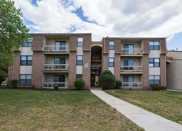 Photo of 32 N Reading Rd, Edison, NJ 08817