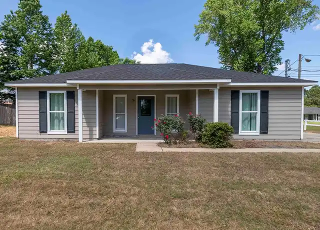 Property at 51 Lee Road 289, Smiths Station, AL, 36877, 3 beds, 2 baths, [object Object]
