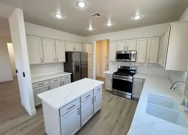 Property at 2084 Tiger Links Dr, Henderson, NV, 89012, 2 beds, 2 baths, [object Object]