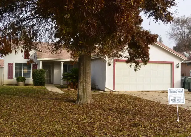 Property at 4222 E Paradise Ave, Visalia, CA, 93292, 3 beds, 2 baths, [object Object]