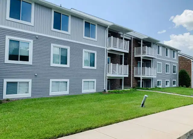 Property at 1203 University Ter, Blacksburg, VA, 24060, 4 beds, 2 baths, [object Object]