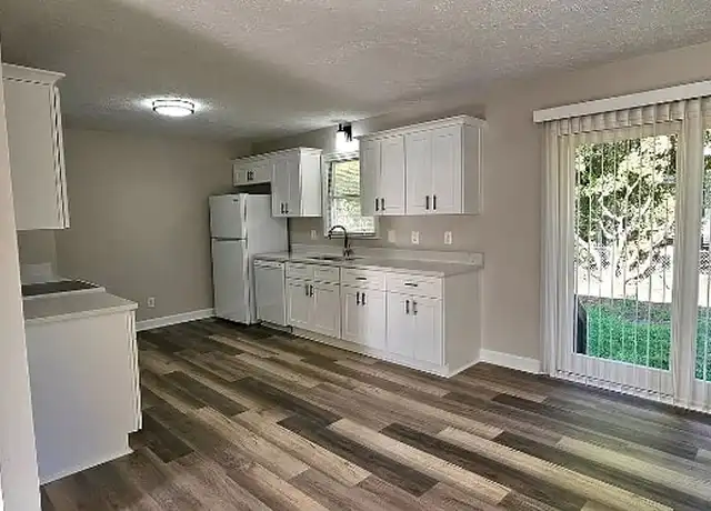 Property at 620 Kristen Cir, Conway, SC, 29526, 3 beds, 1.5 baths, [object Object]