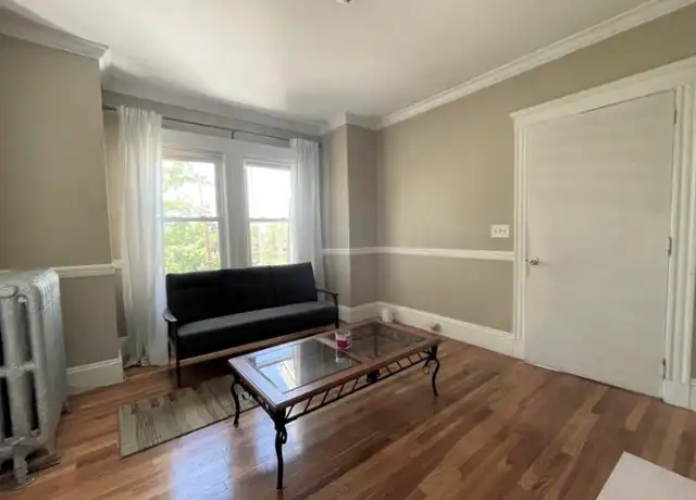 Property at 95 Bridge St Unit 2, Newton, MA, 02458, 3 beds, 1 bath, [object Object]