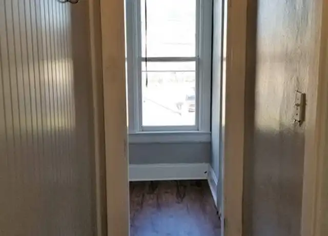 Property at 336 16th Ave NE Unit 1, Minneapolis, MN, 55413, 2 beds, 1 bath, [object Object]