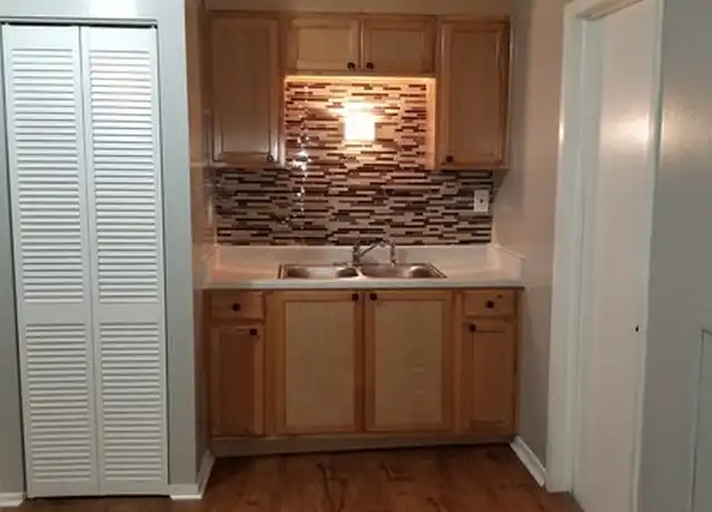 Property at 336 16th Ave NE Unit 1, Minneapolis, MN, 55413, 2 beds, 1 bath, [object Object]