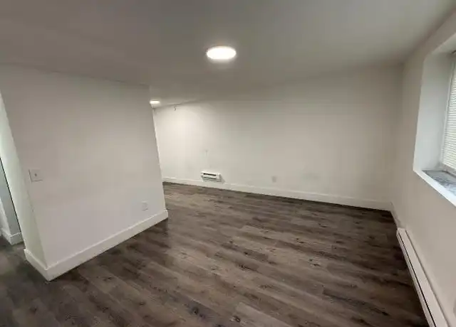 Property at 13970 Superior Rd, Cleveland, OH, 44118, 1 bed, 1 bath, [object Object]