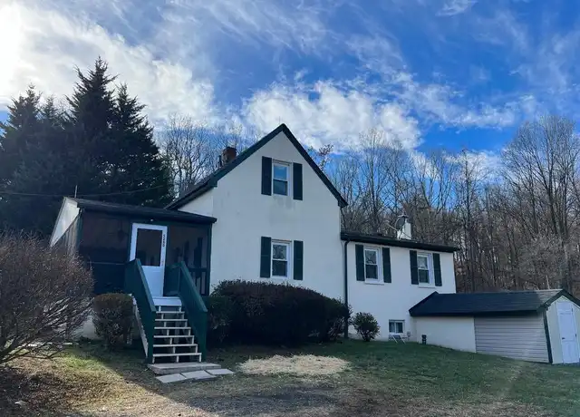 Property at 5280 Merry Oaks Rd, The Plains, VA, 20198, 2 beds, 1 bath, [object Object]