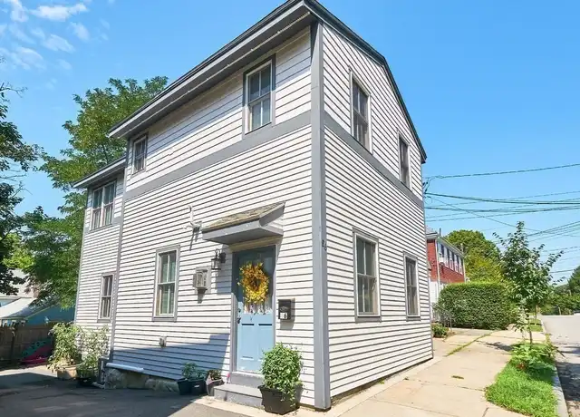 Property at 86 High St Unit 86, Newton, MA, 02464, 3 beds, 2.5 baths, [object Object]