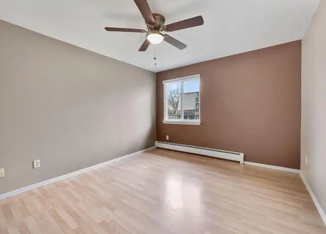 Property at 2424 Independence Ln, Madison, WI, 53704, 1 bed, 1 bath, [object Object]