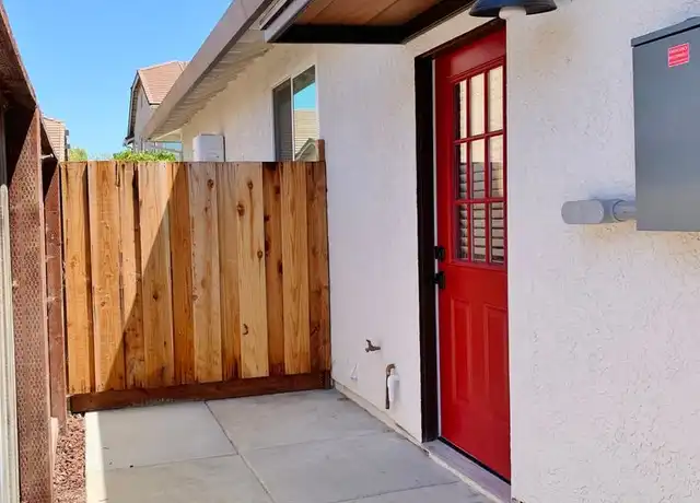 Property at 900 Apricot Ln Unit 102, Hollister, CA, 95023, 1 bed, 1 bath, [object Object]
