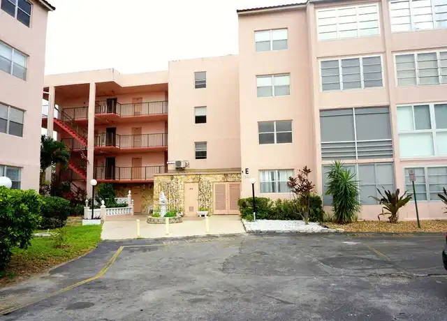 Property at 2851 Somerset Dr Unit 5, Lauderdale Lakes, FL, 33311, 2 beds, 2 baths, [object Object]