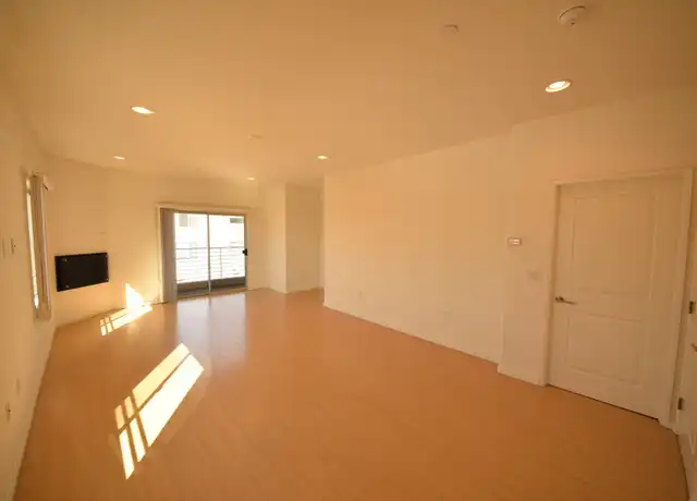 Property at 3637 Dunn Dr #103, Los Angeles, CA, 90034, 3 beds, 2.5 baths, [object Object]