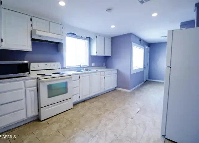 Property at 1938 E Jackson St, Phoenix, AZ, 85034, 2 beds, 1 bath, [object Object]
