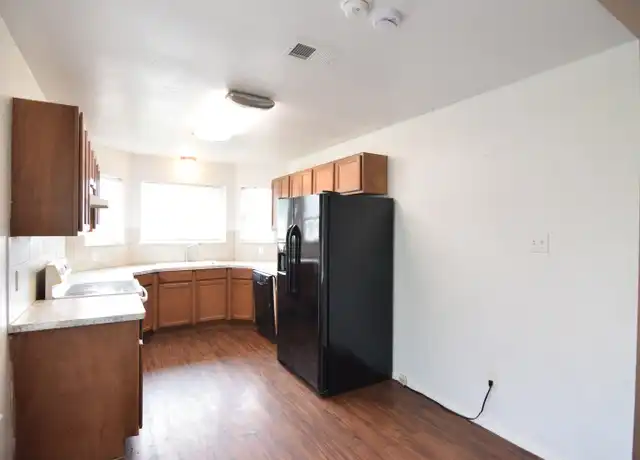 Property at 2401 Hidden Valley Dr, Killeen, TX, 76543, 3 beds, 2 baths, [object Object]