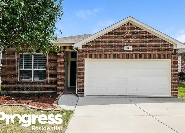 Property at 9925 Fressia Ln, Fort Worth, TX, 76108, 3 beds, 2 baths, [object Object]