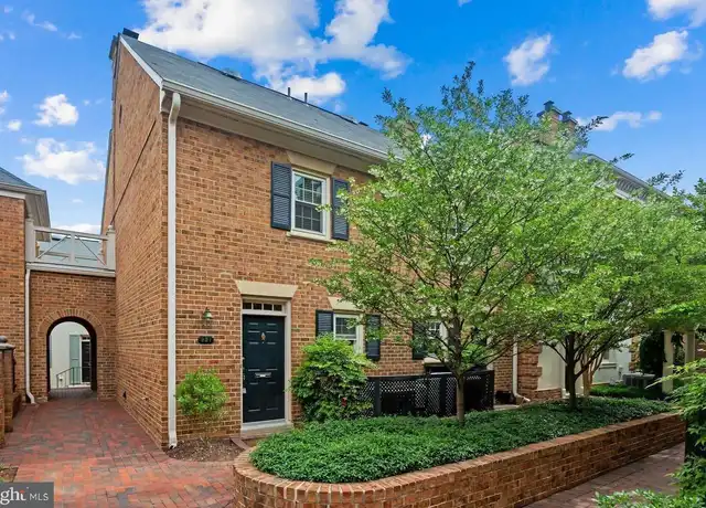 Property at 951 N Pitt St, Alexandria, VA, 22314, 2 beds, 2.5 baths, [object Object]