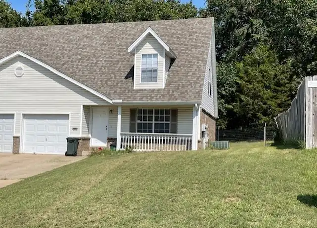 Property at 3044 W Marigold Dr, Fayetteville, AR, 72704, 2 beds, 1.5 baths, [object Object]