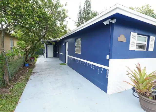 Property at 1116 NW 5th Ave Unit 2, Fort Lauderdale, FL, 33311, 2 beds, 1 bath, [object Object]