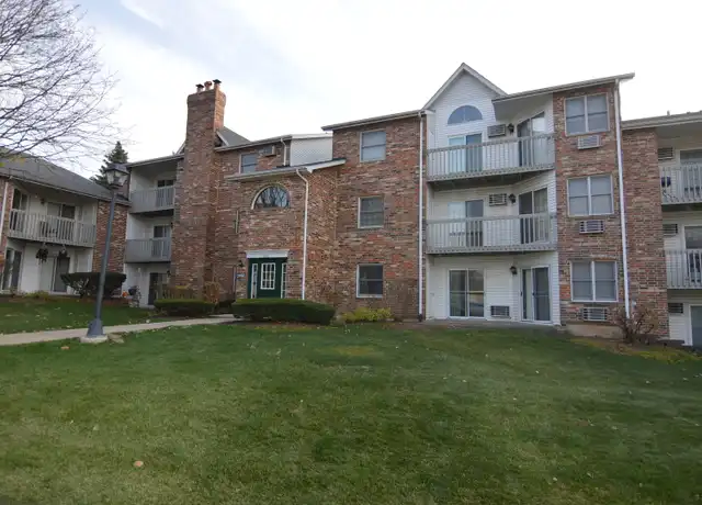 Property at 4402 W Shamrock Ln Unit 1D, McHenry, IL, 60050, 2 beds, 1 bath, [object Object]