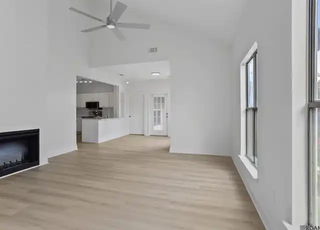 Property at 5165 Etta St Unit 8E, Baton Rouge, LA, 70820, 3 beds, 2 baths, [object Object]