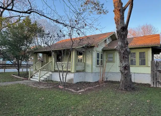 Property at 920 E 46th St, Austin, TX, 78751, 3 beds, 1 bath, [object Object]