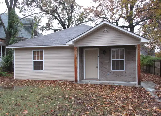 Property at 915 S 17th St Unit A, Fort Smith, AR, 72901, 2 beds, 1 bath, [object Object]
