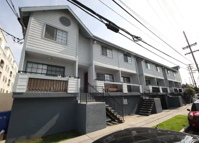 Property at 1600 S Bundy Dr Unit 7, Los Angeles, CA, 90025, 2 beds, 2.5 baths, [object Object]
