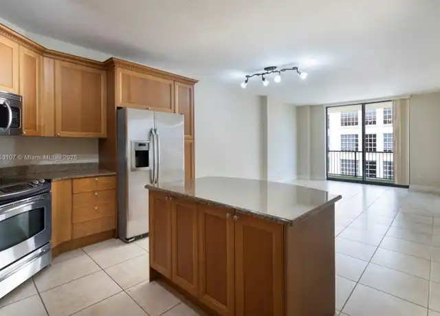 Property at 55 Merrick Way #724, Coral Gables, FL, 33134, 1 bed, 1.5 baths, [object Object]