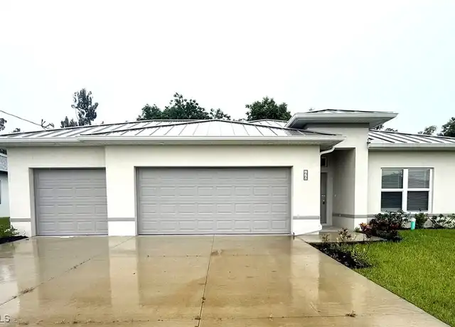 Property at 46 NE 4th St, Cape Coral, FL, 33909, 4 beds, 2 baths, [object Object]