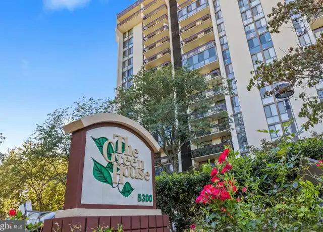 Property at 5300 Holmes Run Pkwy #712, Alexandria, VA, 22304, 1 bed, 1 bath, [object Object]