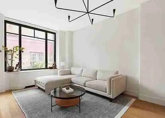 Property at 110 Charlton St Unit 9H, New York, NY, 10014, 2 beds, 2 baths, [object Object]