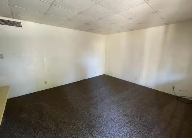 Property at 170 Clark St Unit 2, Beaumont, TX, 77705, 1 bed, 1 bath, [object Object]