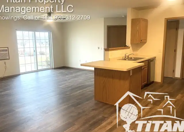 Property at 5 E Waukau Ave Unit C, Oshkosh, WI, 54902, 2 beds, 2 baths, [object Object]