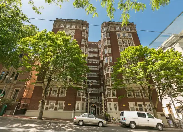 Property at 1209 SW 6th Ave Unit keys01, Portland, OR, 97204, 2 beds, 1 bath, [object Object]