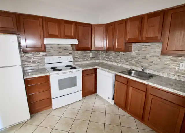 Property at 406 E End Ave Unit 4, Pittsburgh, PA, 15221, 2 beds, 1 bath, [object Object]