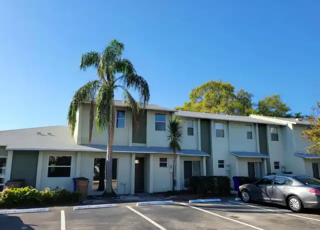 Property at 886 Crystal Lake Dr, Deerfield Beach, FL, 33064, 3 beds, 2 baths, [object Object]